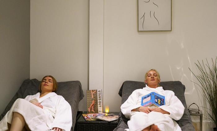 The Cliff Hotel & Spa Relaxation Room and Massage Loungers